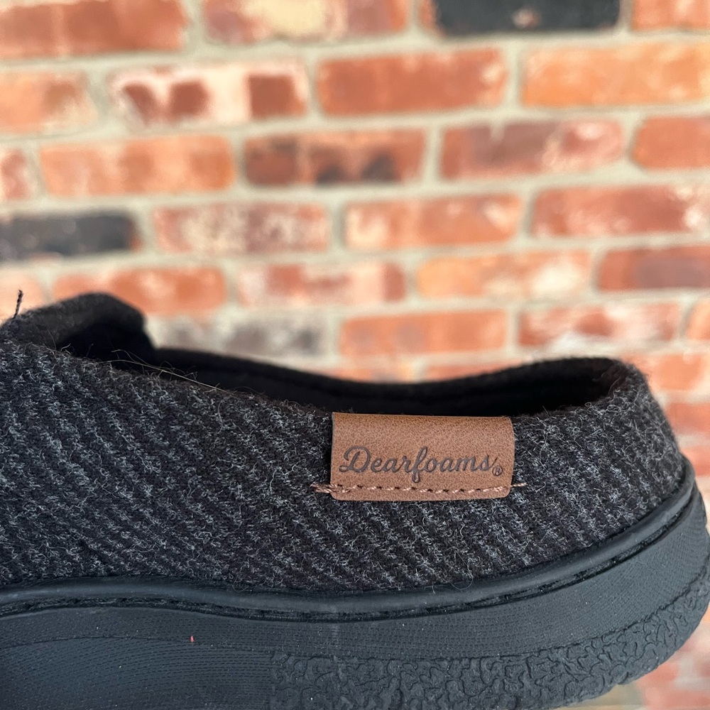Men’s Slippers - Picture 7 of 11